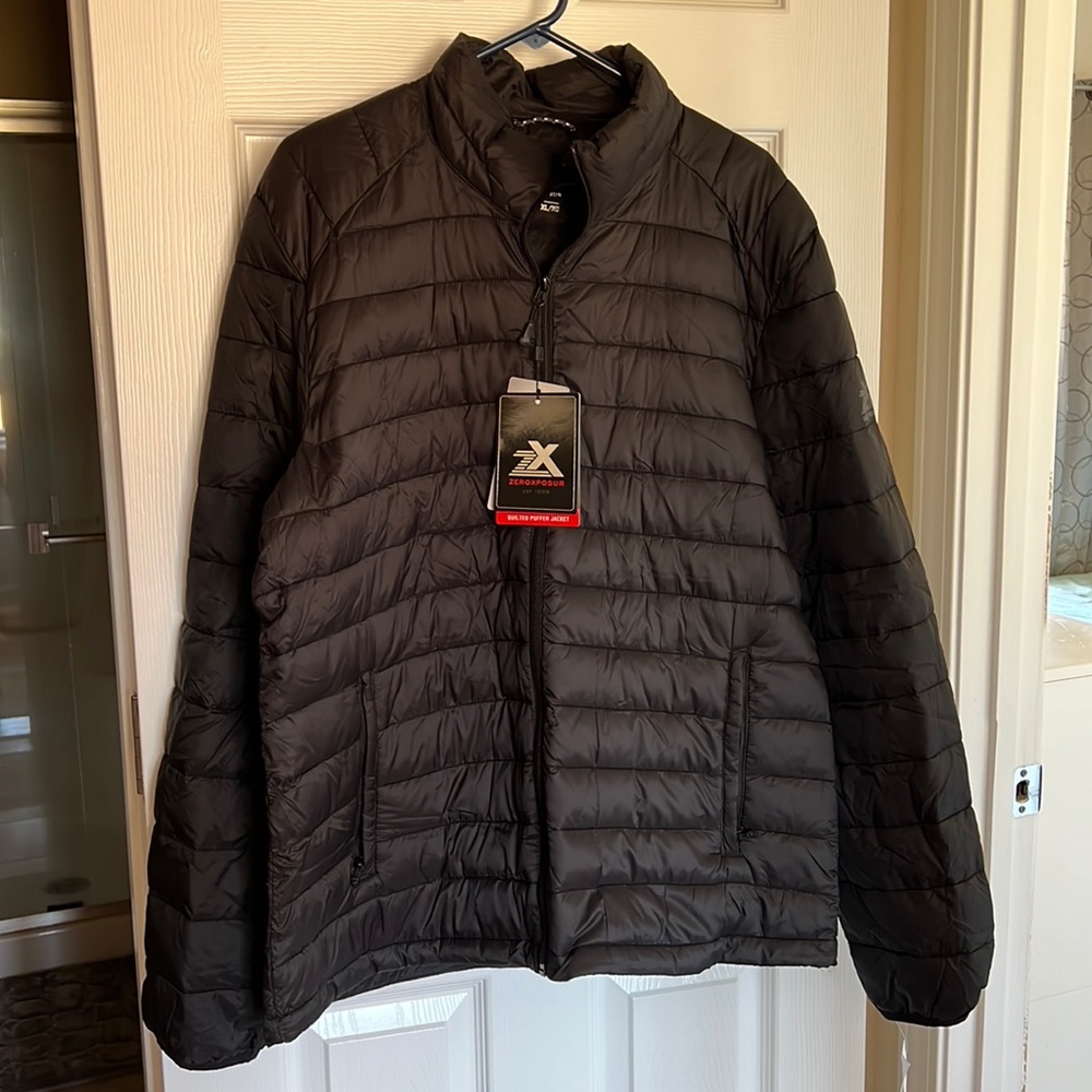 ZeroXposure Men’s Black Puffer Coat